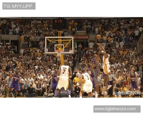 湖人火箭激战双加时绝杀瞬间成就经典对决 湖人火箭激战双加时绝杀瞬间成就经典对决