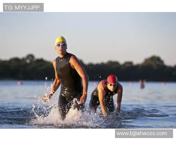 游泳比赛与锻炼结合探索提升体能与竞技水平的有效方法
